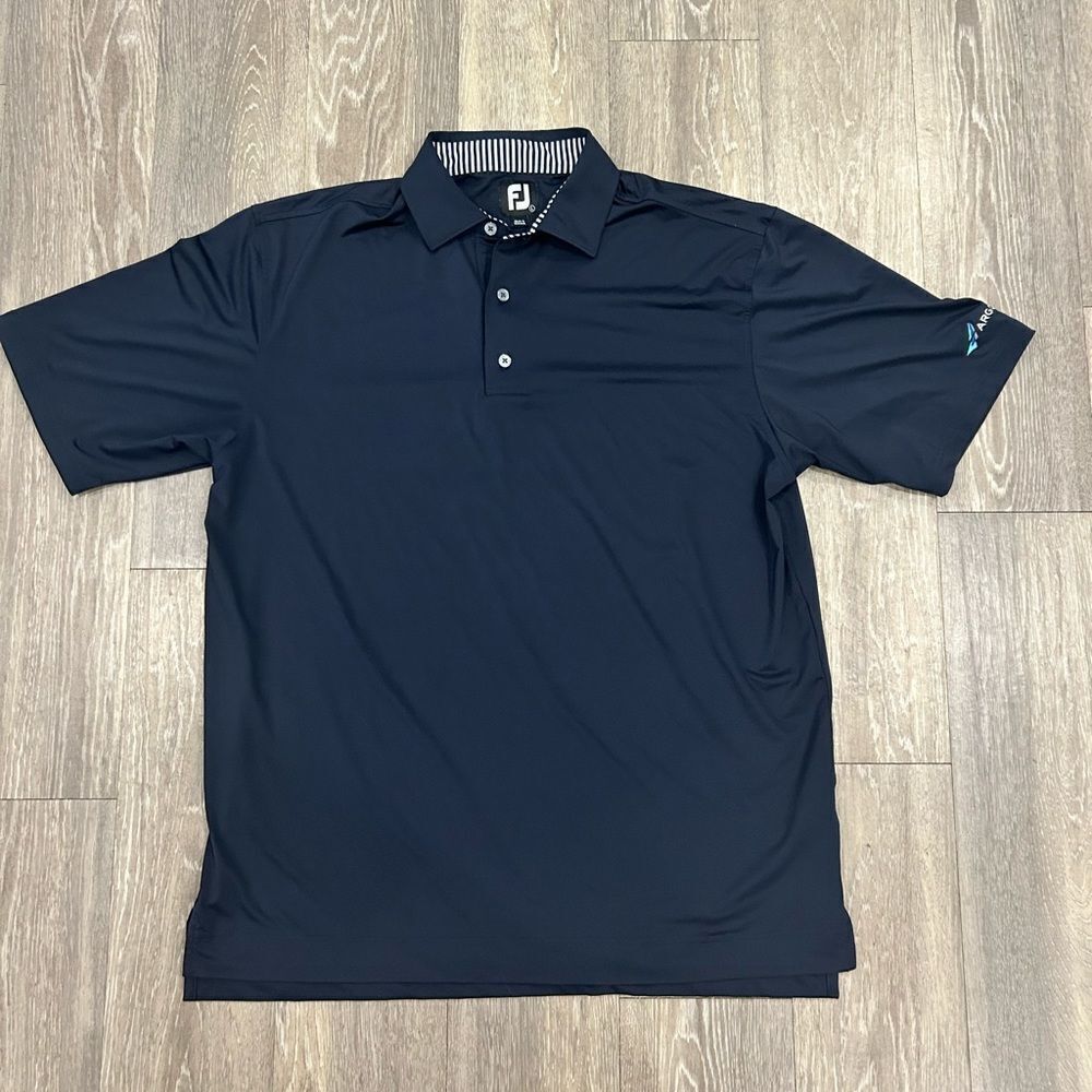 FJ FootJoy Large polo Navy- small logo on sleeve